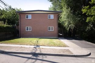 938 E Lowell Ave - Photo 1 of 1