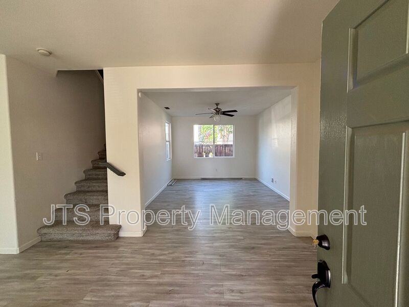 5050 Trouville Ln - Photo 3 of 11
