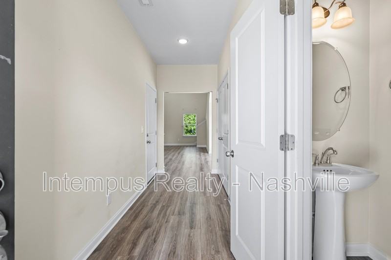 1704 Bethel Ln - Photo 3 of 31