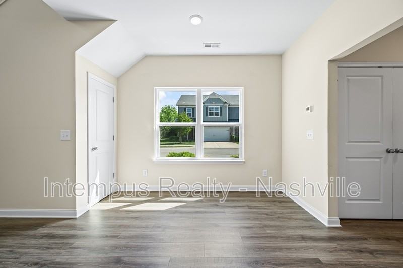 1704 Bethel Ln - Photo 5 of 31