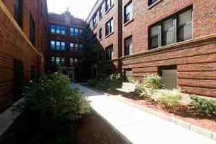2207 W Eastwood Ave #2S - Photo 1 of 1