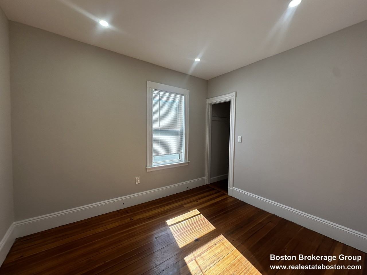 40 Sudan St #3 - Photo 3 of 10