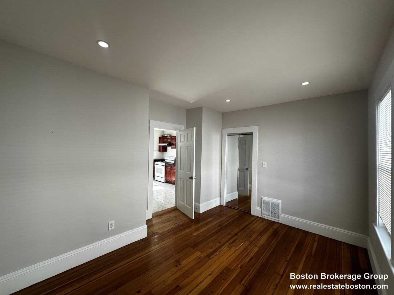 40 Sudan St #3 - Photo 5 of 10
