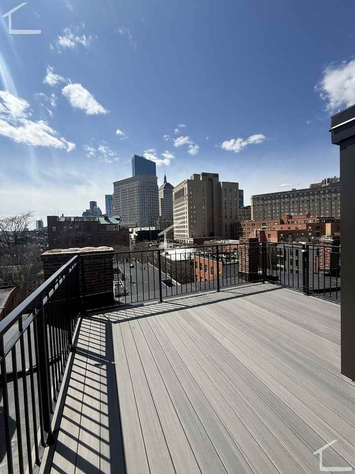 Winchester St #9 - Photo 4 of 21