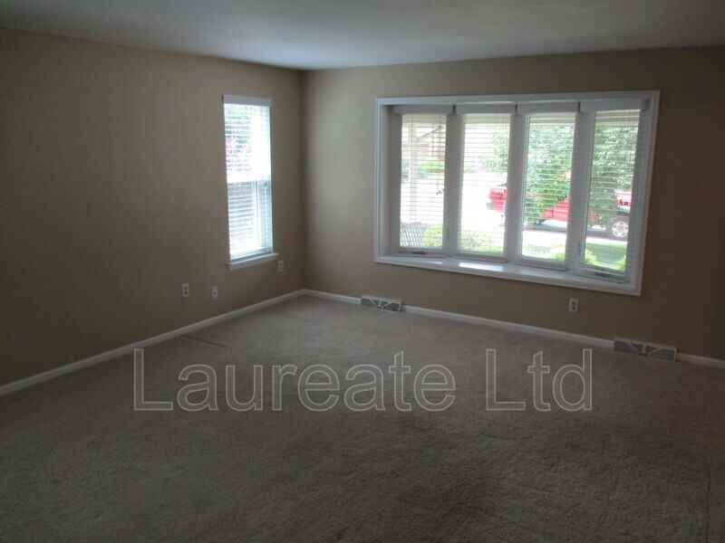 7396 S Ogden Way - Photo 5 of 21