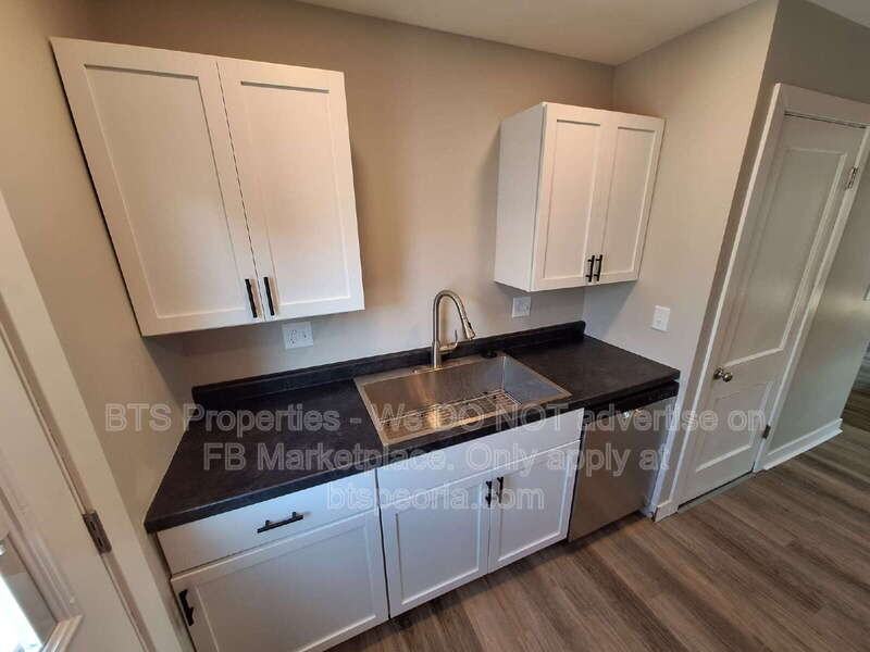 813 E Sciota Ave - Photo 4 of 24