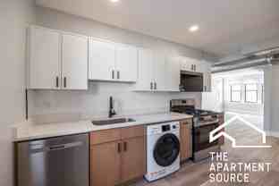 6148 N Francisco Ave #1C - Photo 1 of 1