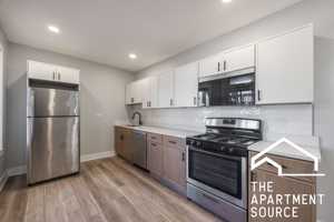 featured image of 6150 N Francisco Ave #2A