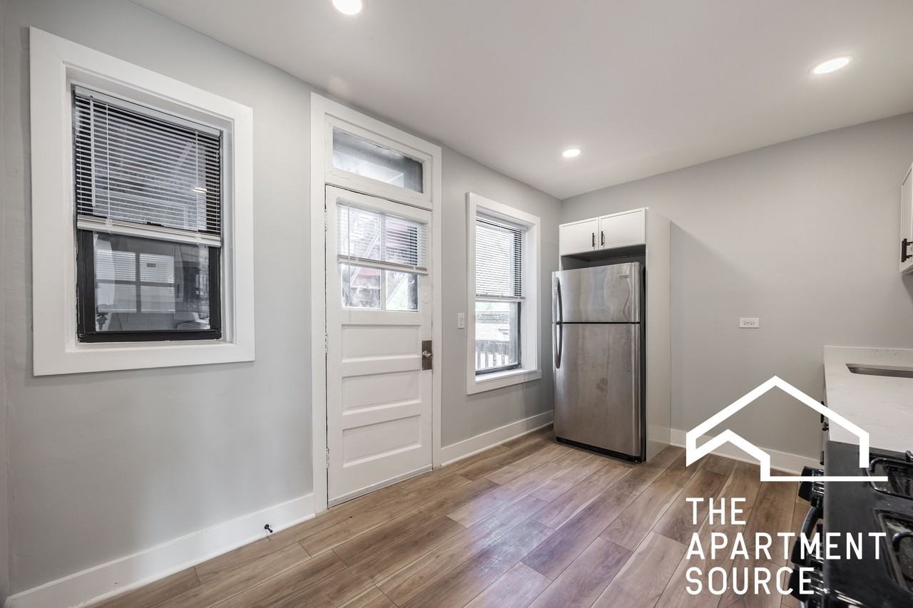 6150 N Francisco Ave #2A - Photo 2 of 14