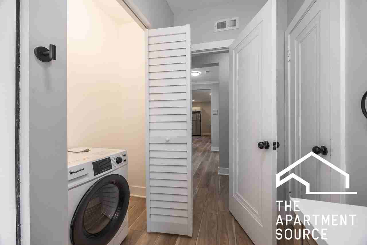 6150 N Francisco Ave #2A - Photo 7 of 14