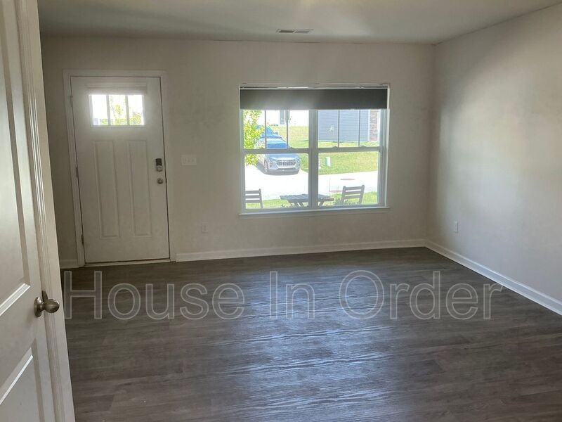 341 Oak Branch Rd - Photo 3 of 19