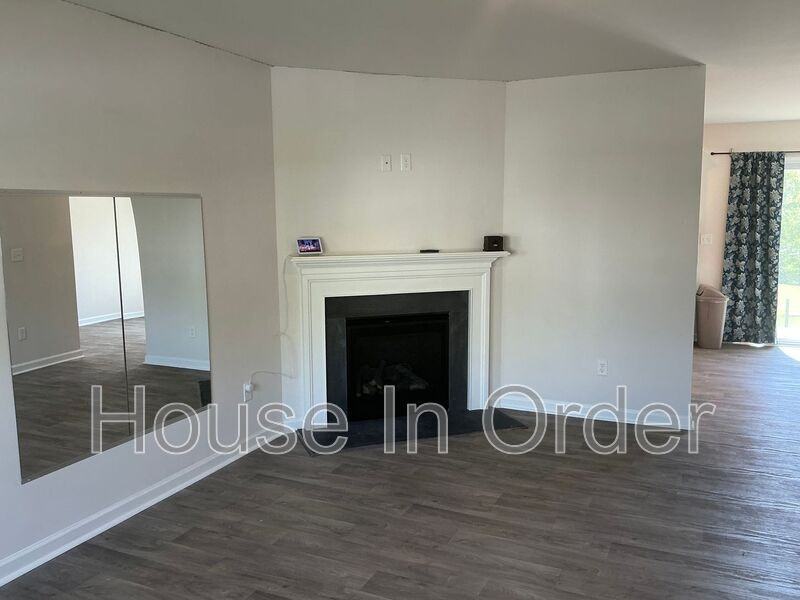 341 Oak Branch Rd - Photo 4 of 19