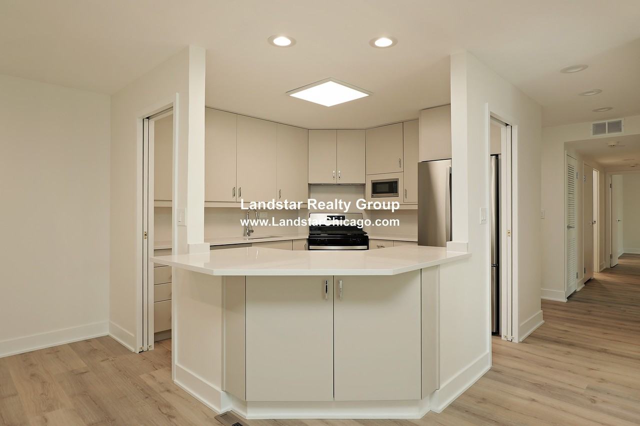 1250 Park Ave W #435 - Photo 4 of 27