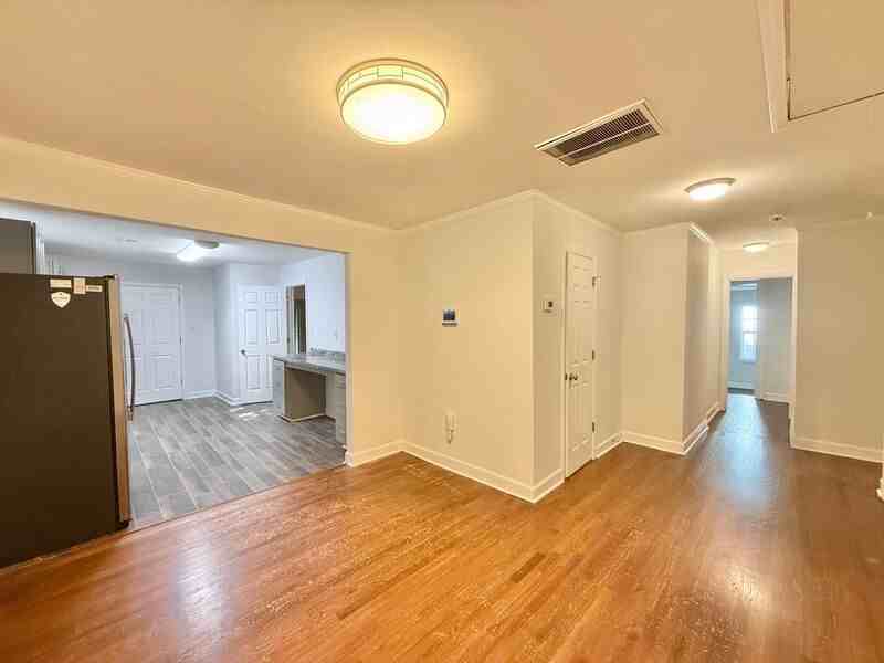 242 Pecan Rd - Photo 6 of 21