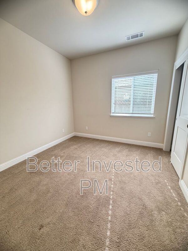 1601 Keoke Ct - Photo 5 of 28