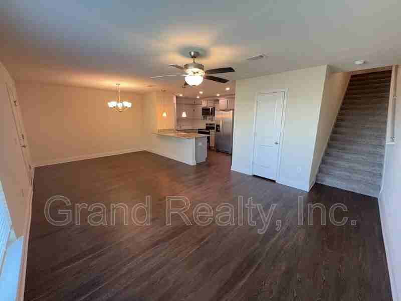 4397 Village Oak Ln - Photo 7 of 21