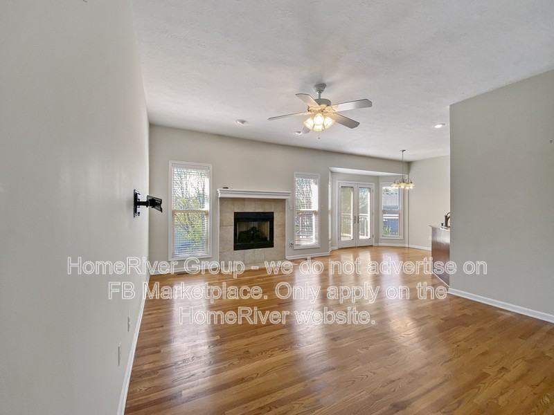12512 Pine Valley Dr - Photo 2 of 24