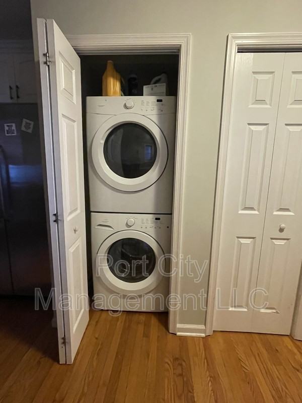 14 S Ann St - Photo 5 of 24