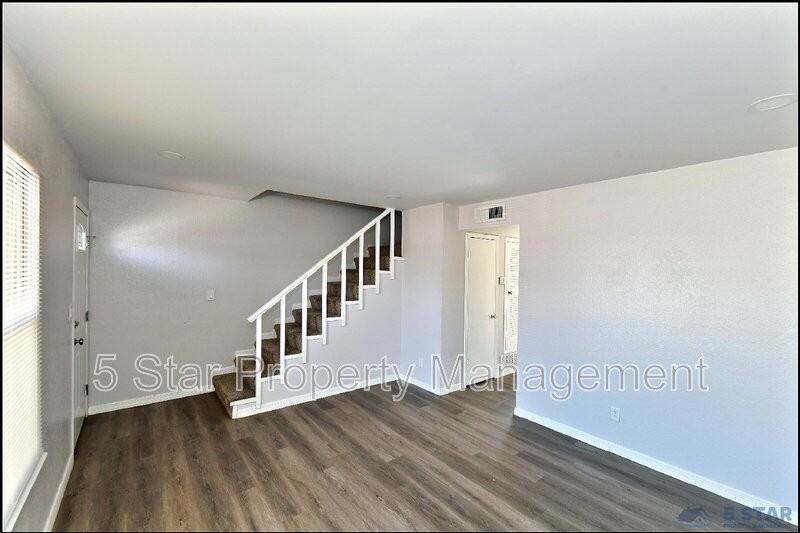 1916 Lee Elder Dr #B - Photo 5 of 41