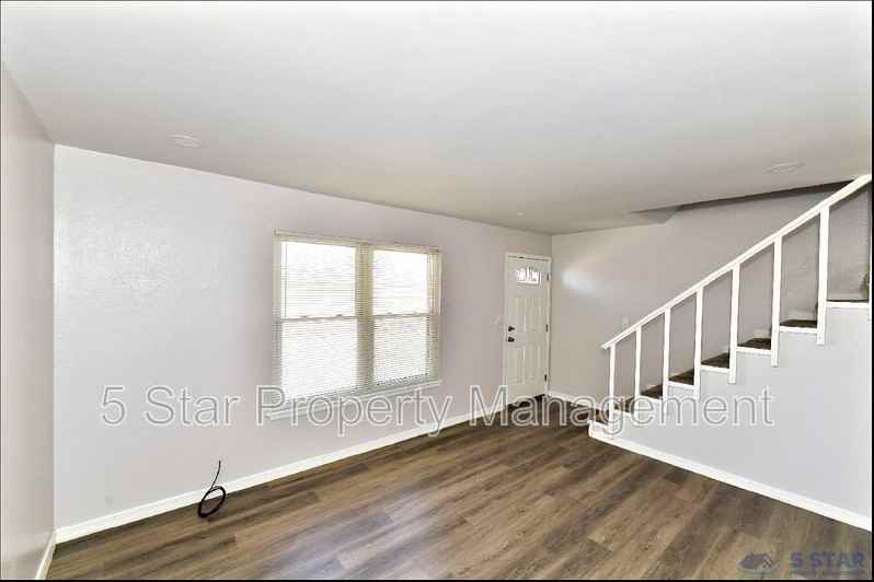 1916 Lee Elder Dr #B - Photo 6 of 41