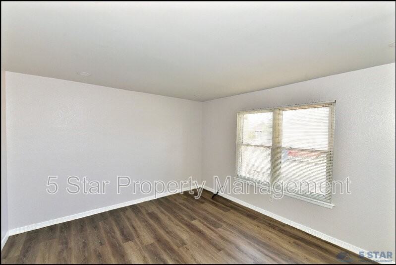 1916 Lee Elder Dr #B - Photo 7 of 41