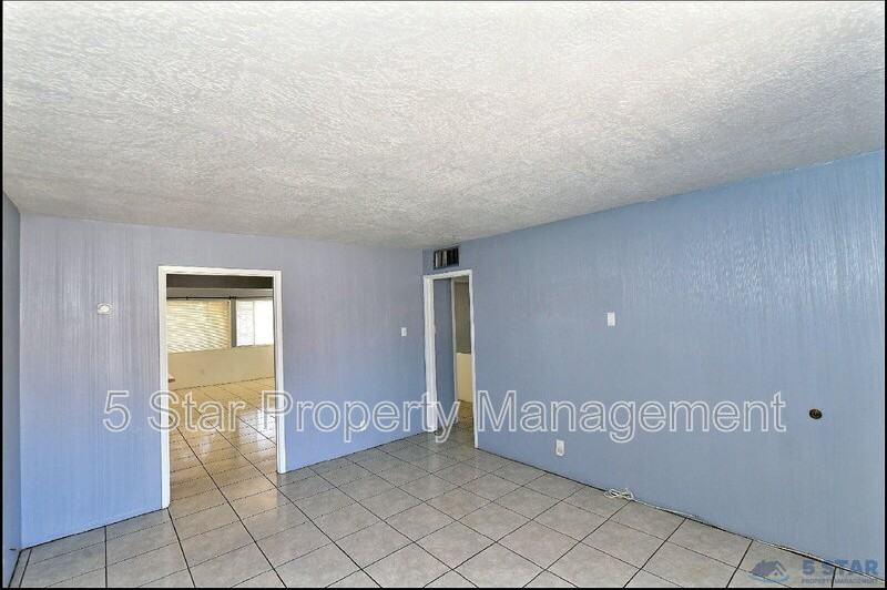 5613 Creston Ave - Photo 7 of 45