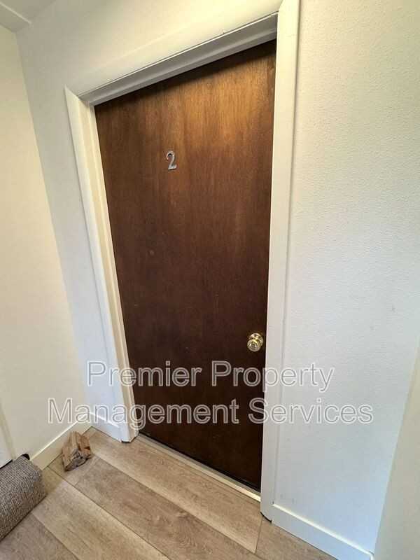 2607 Glenwood Ln #2 - Photo 2 of 17