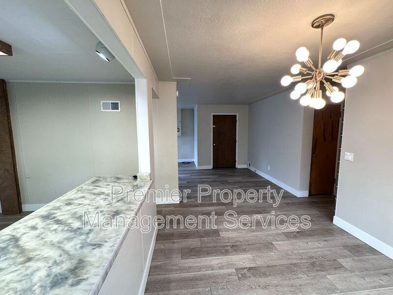 2607 Glenwood Ln #2 - Photo 5 of 17