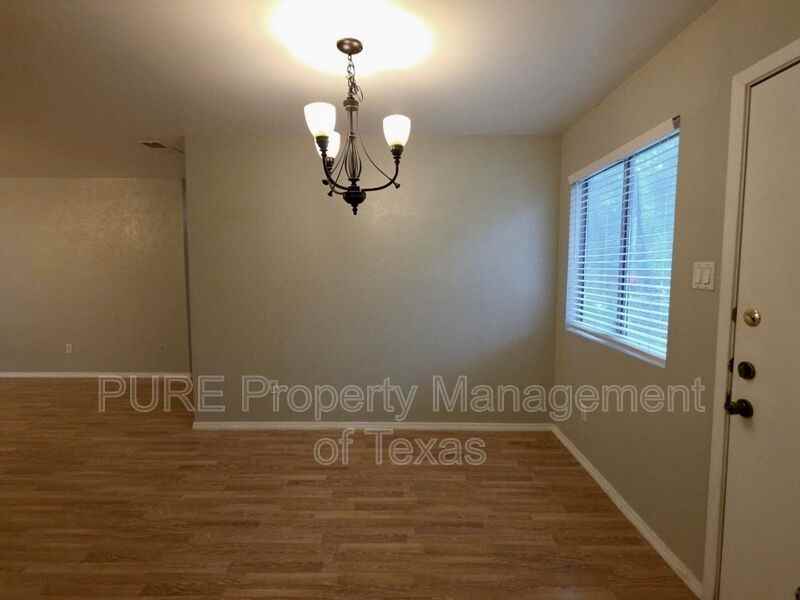 8508 Romney Rd - Photo 5 of 21