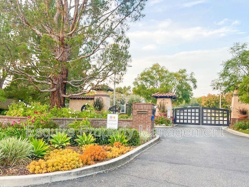 13735 Blue Ridge Way - Photo 2 of 25