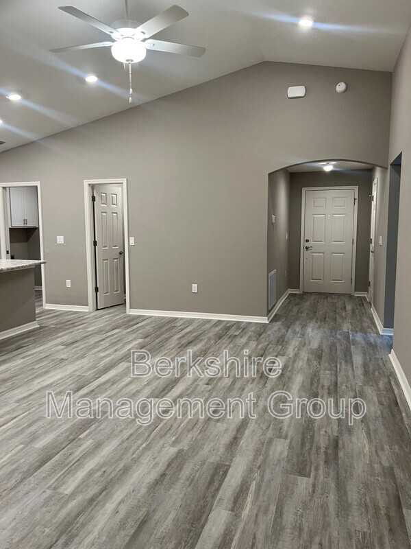 1136 Brook Meadow Dr - Photo 6 of 21