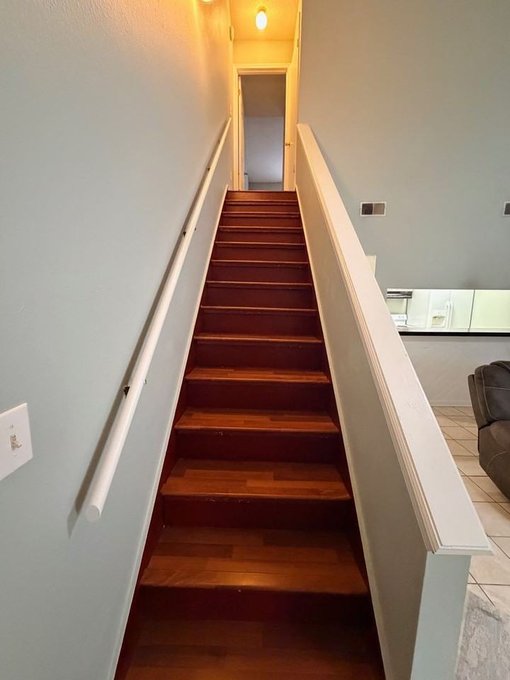 2259 Parrot Ln - Photo 7 of 11