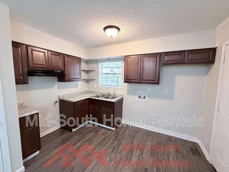 3231 Harvester Ln E - Photo 6 of 18