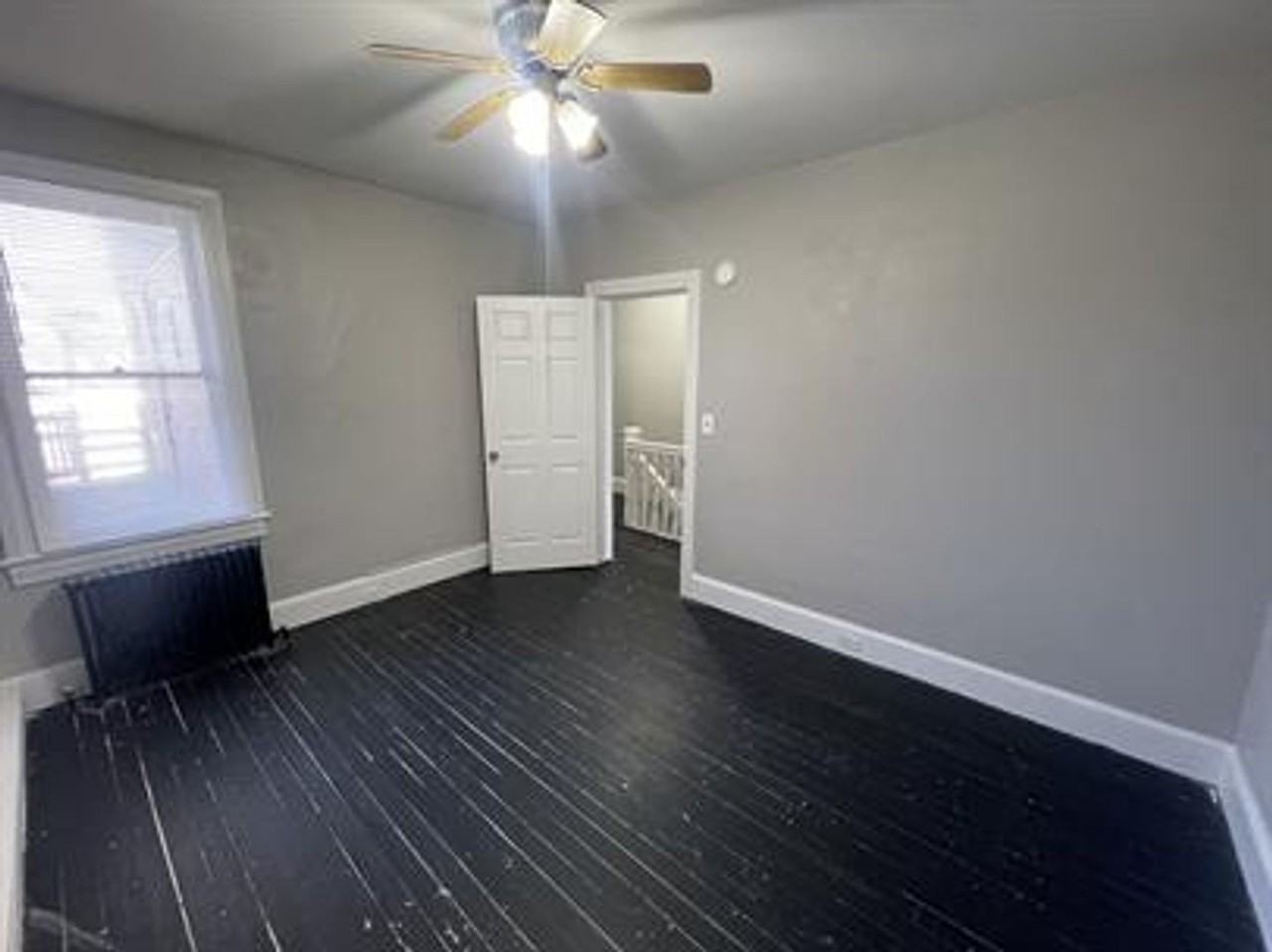 631 Roosevelt Ave - Photo 7 of 15