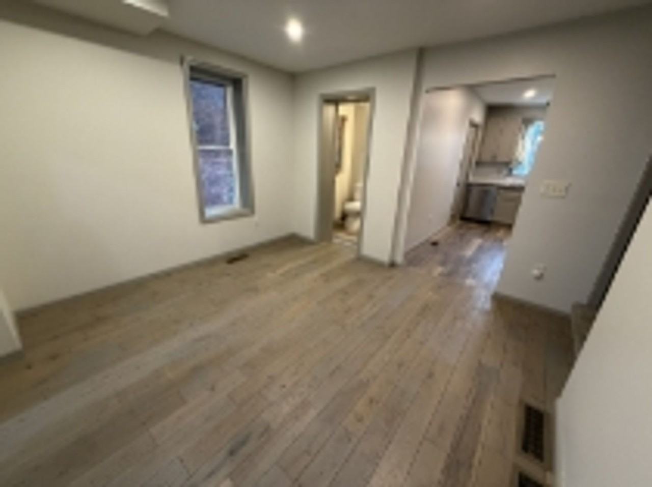 34 N Lee St - Photo 5 of 35