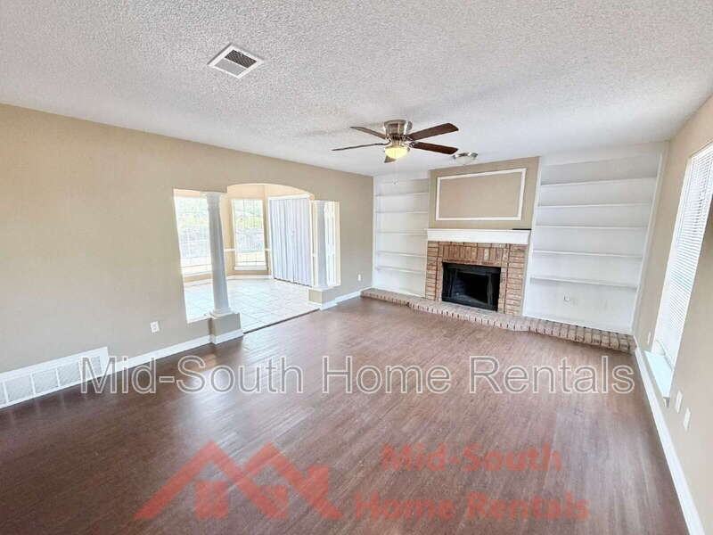 347 Port Douglas Cv - Photo 3 of 25