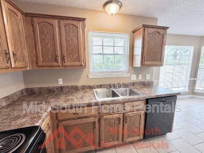 347 Port Douglas Cv - Photo 7 of 25