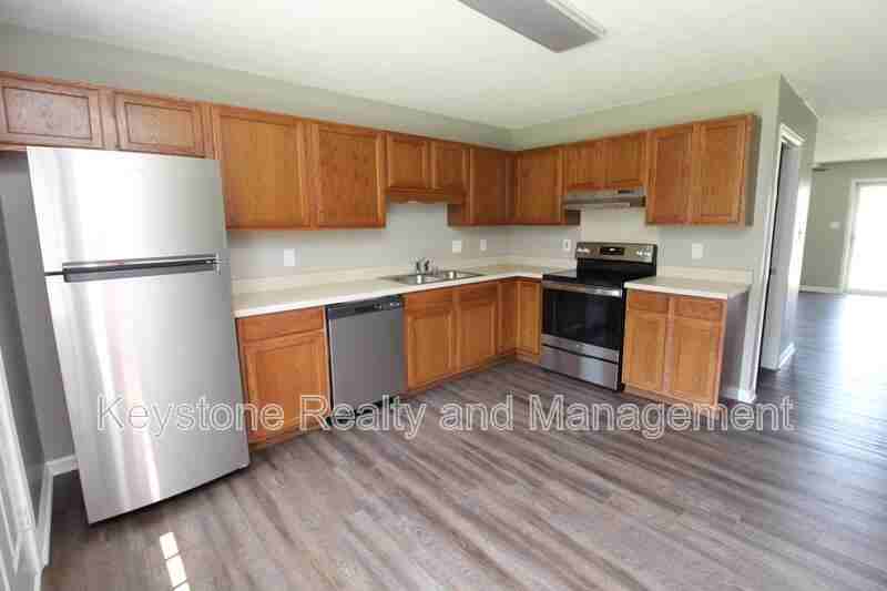 927 L C Ave - Photo 3 of 8