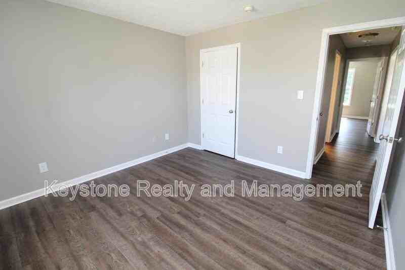 927 L C Ave - Photo 7 of 8