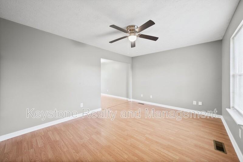 945 L C Ave - Photo 2 of 15