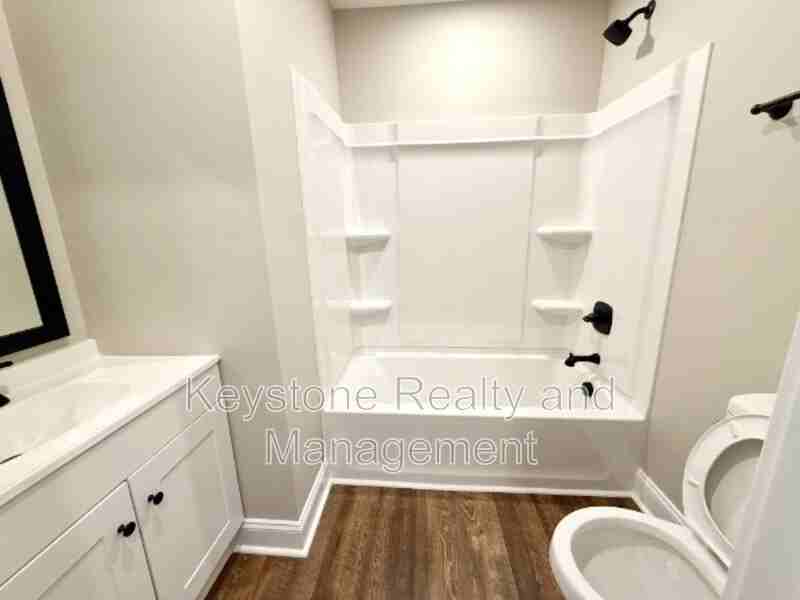 80 - Photo 6 of 11