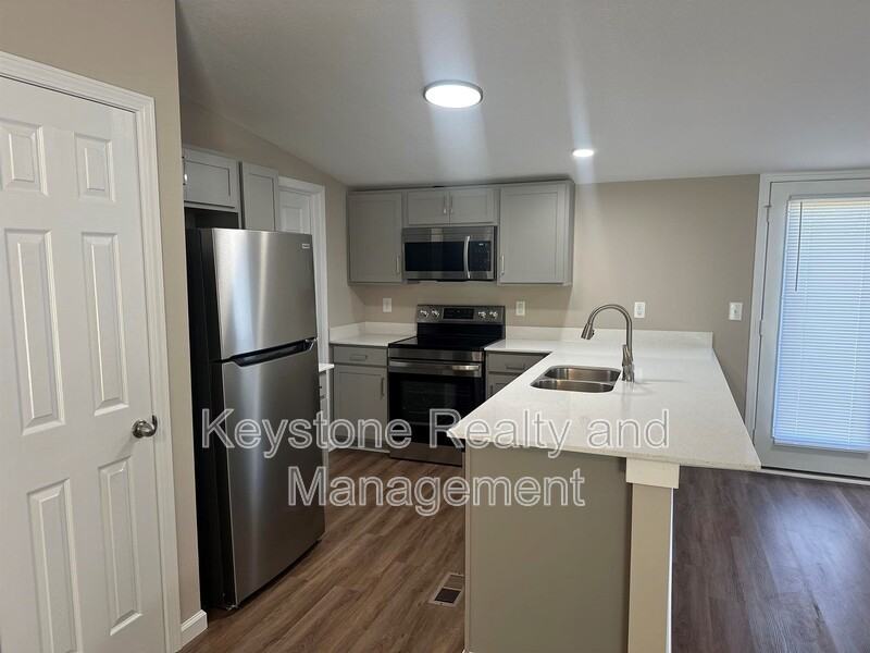 221 Bumpus Mill Rd - Photo 3 of 9