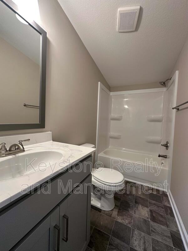 221 Bumpus Mill Rd - Photo 7 of 9