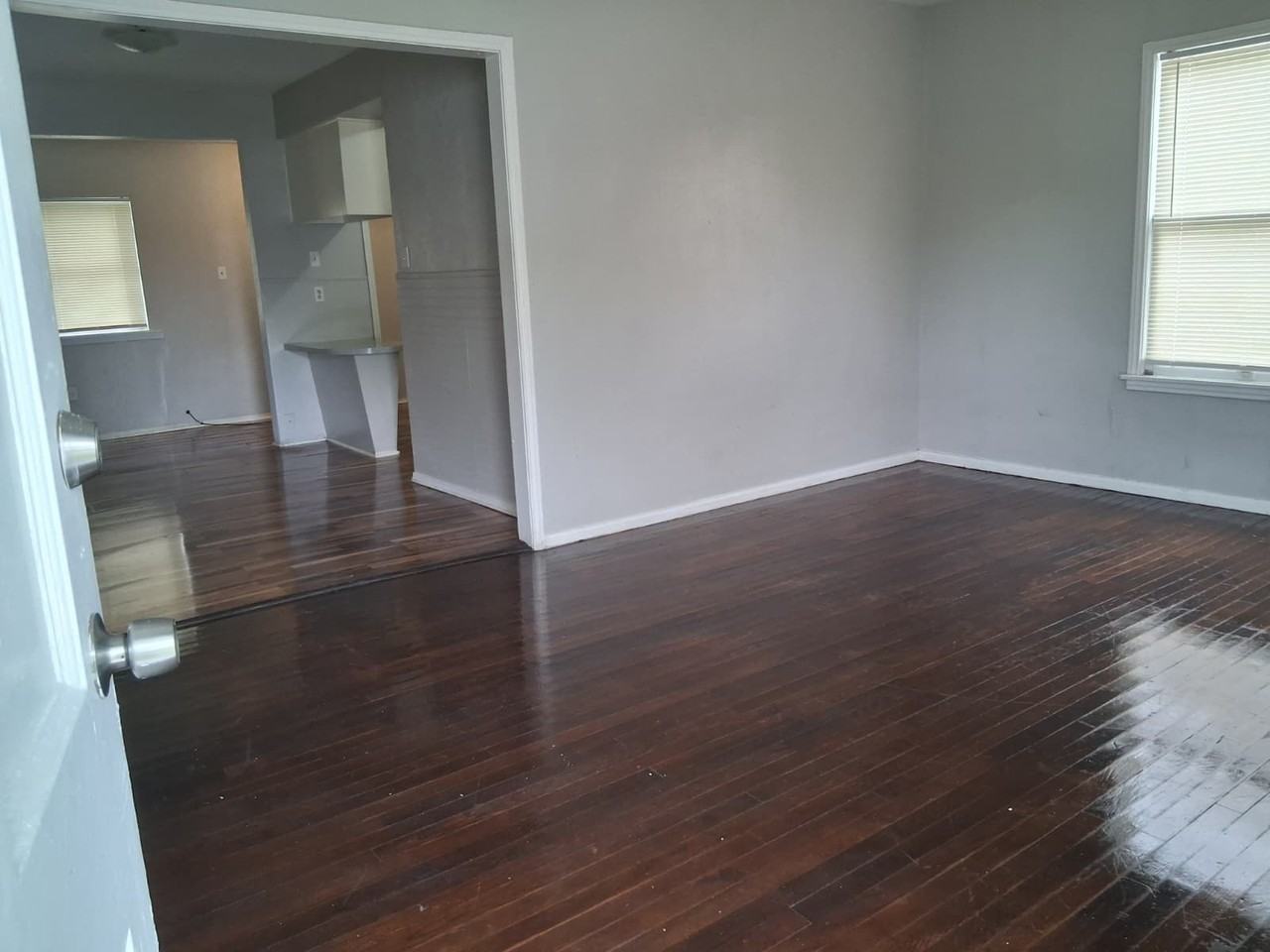 2333 Riggan St - Photo 3 of 11