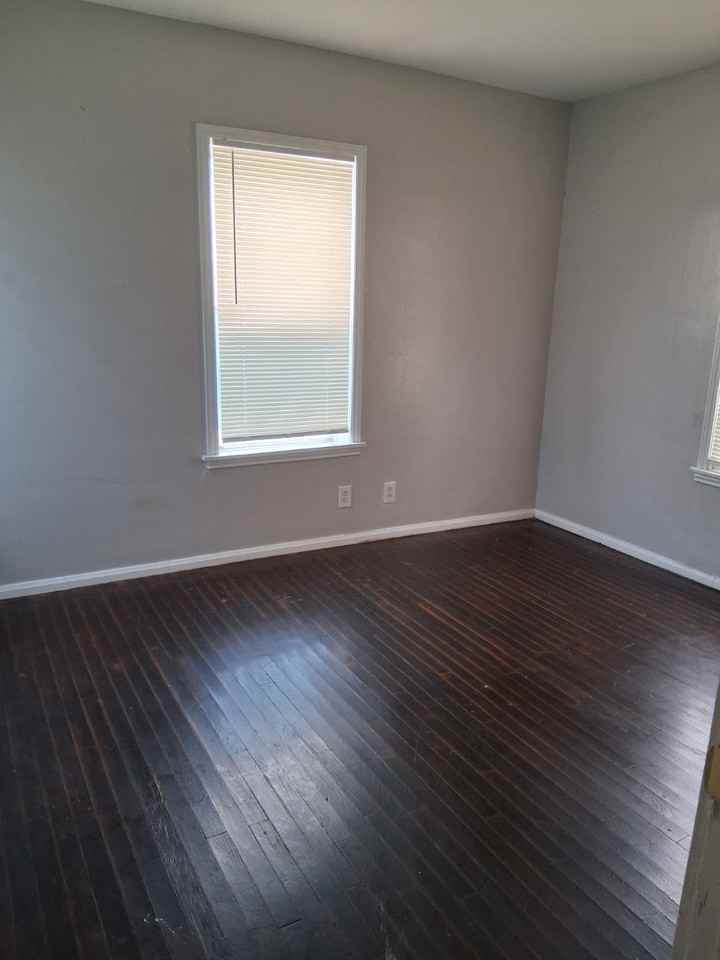 2333 Riggan St - Photo 7 of 11