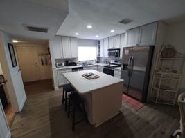 featured image of 5230 S View Pt