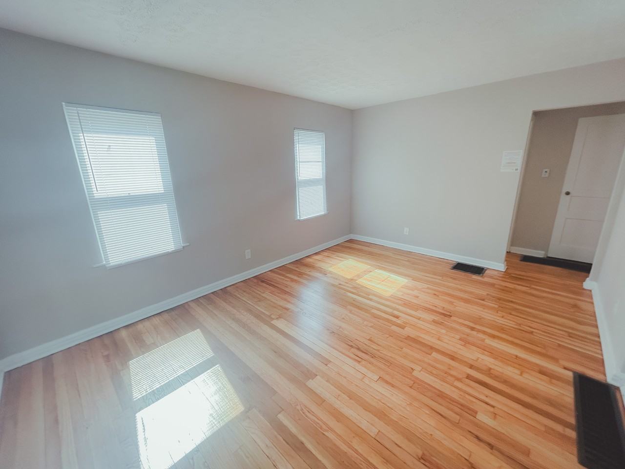 1879 Jermain Dr - Photo 4 of 22