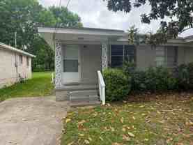 3608 Willow St - Photo 1 of 1