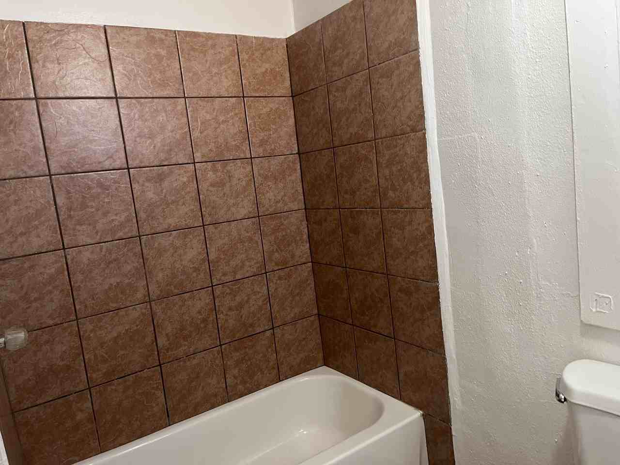 7524 2Nd St Nw - Photo 5 of 33