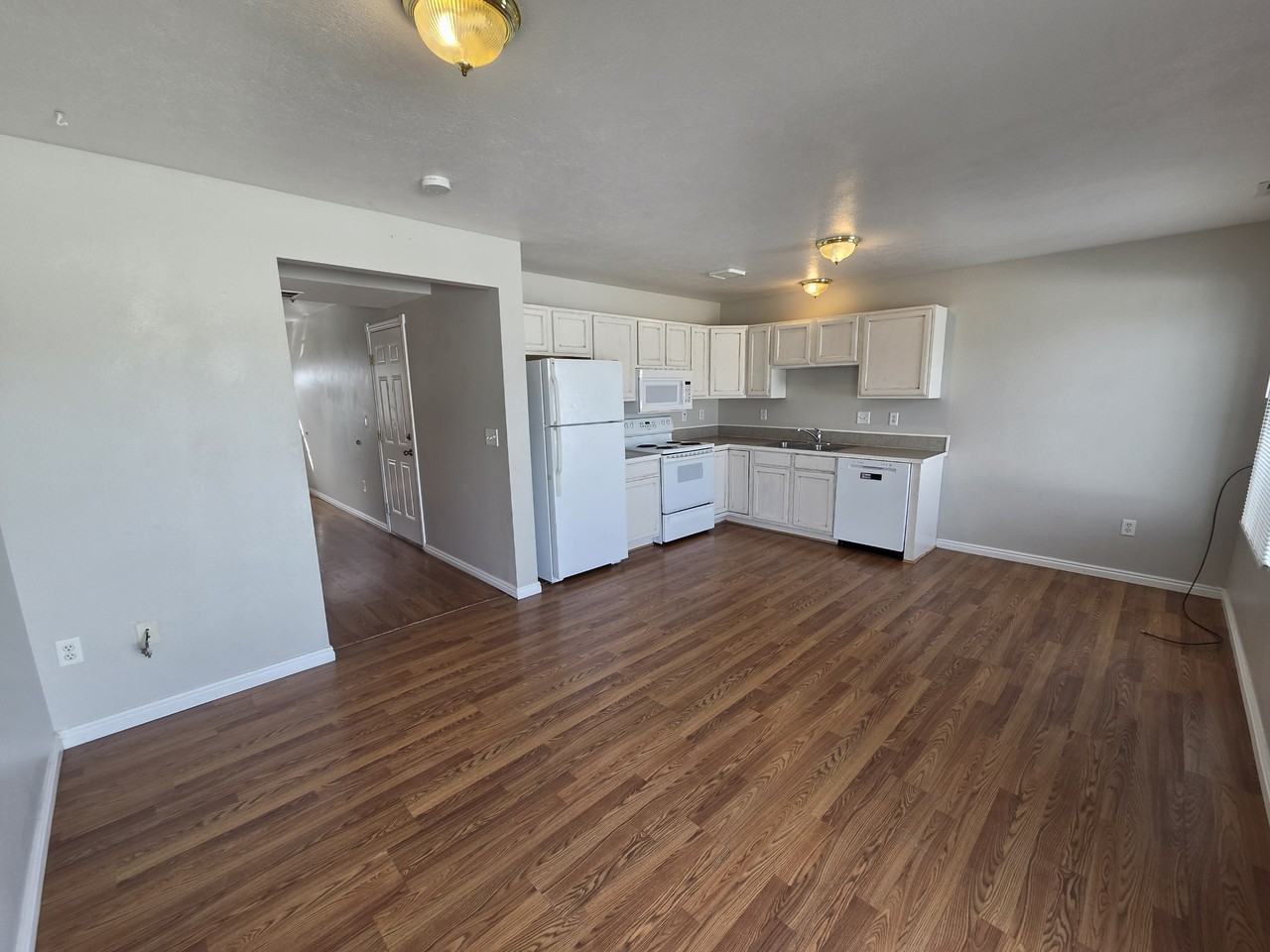 3530 Greenfield Dr - Photo 7 of 16